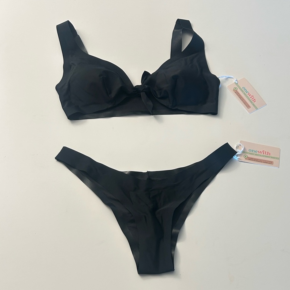 NWT Onewith bikini set / westerly top and waypoint bottoms